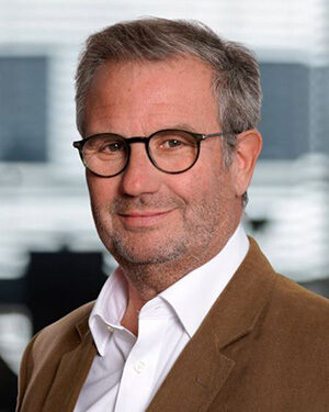 Cyril Hoyaux for website 300x375